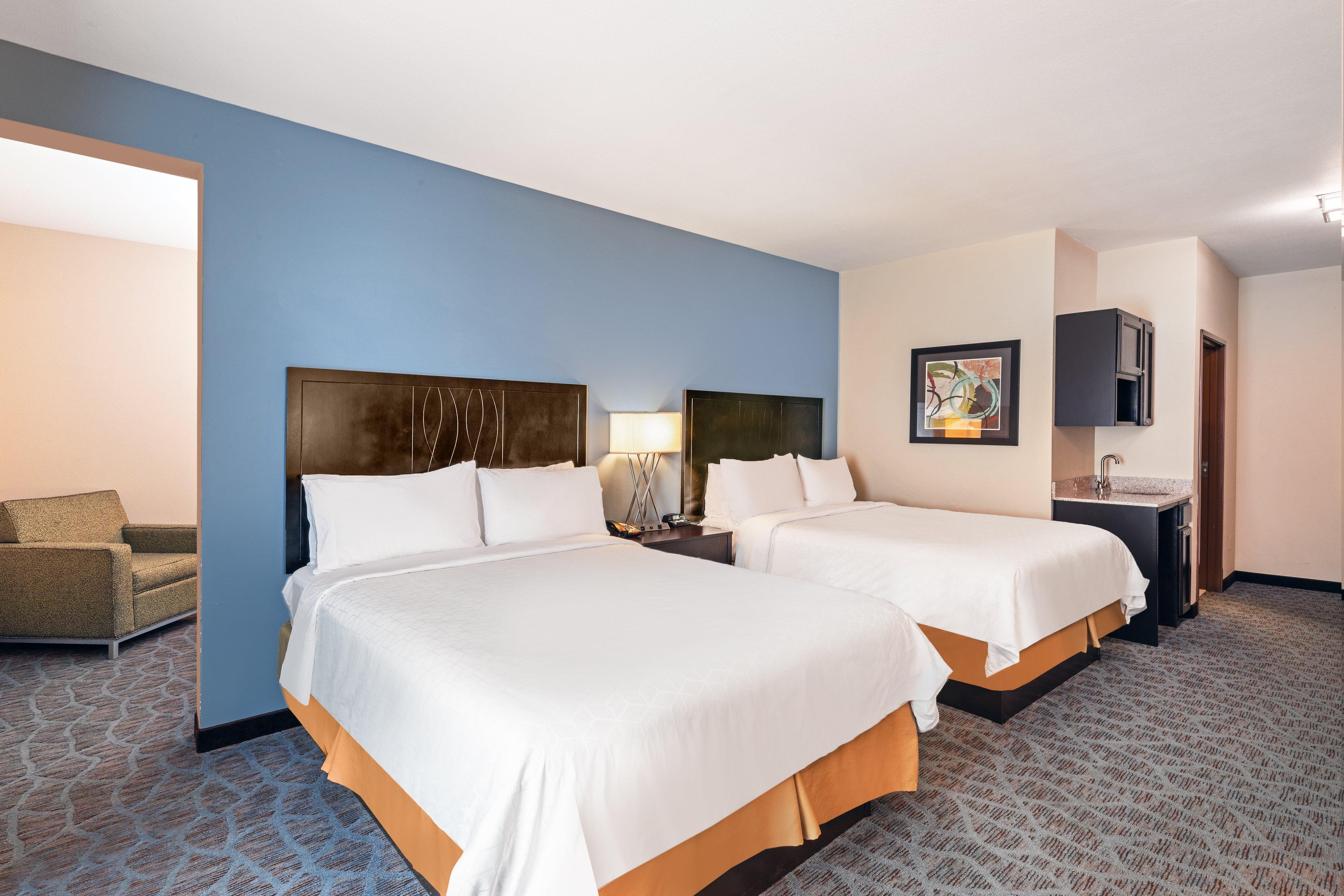 Holiday Inn Express Hotel & Suites Floresville By Ihg Exterior photo